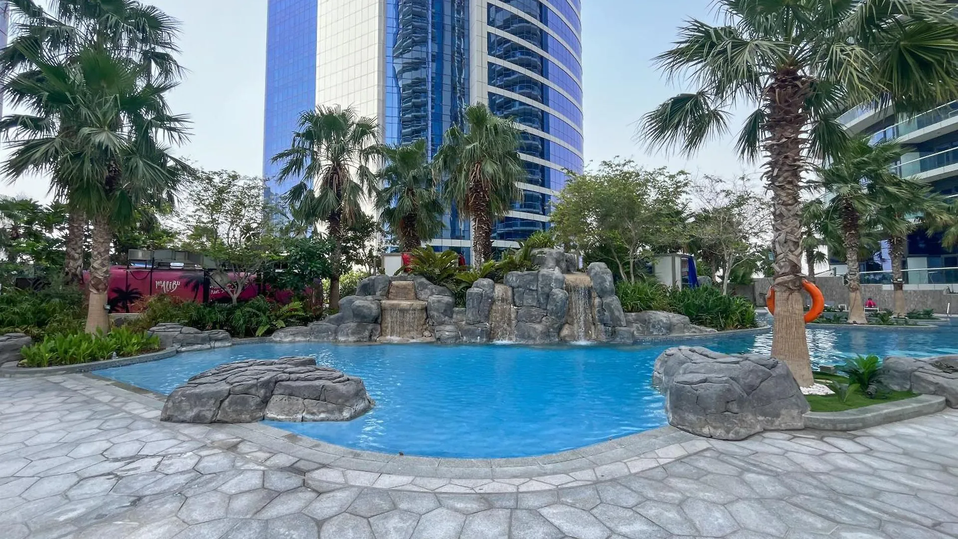 Manzil - 1Br Apartment In Paramount With Top-Floor Luxury Living Dubaï 0*,