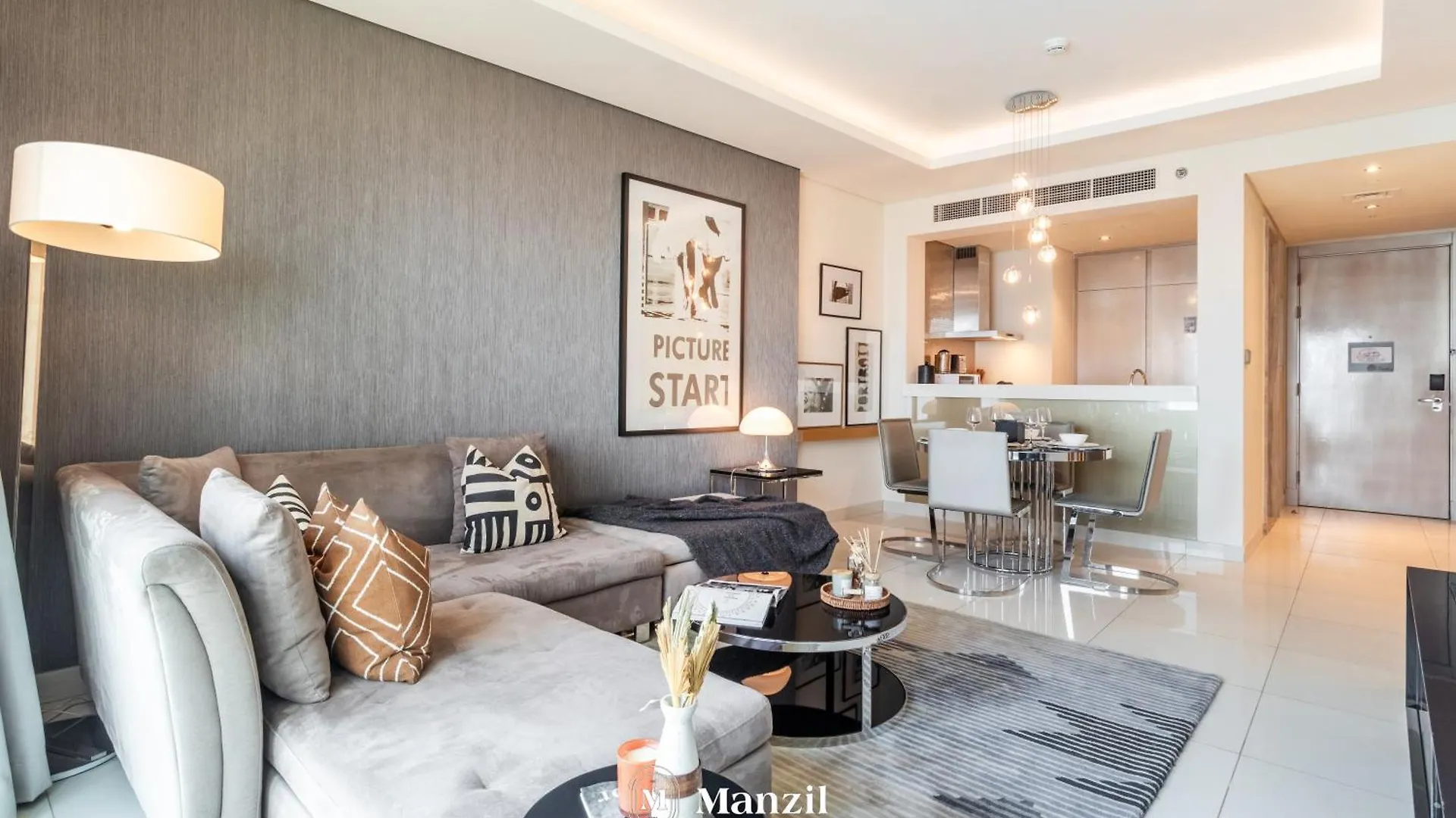 Manzil - 1Br Apartment In Paramount With Top-Floor Luxury Living Dubai