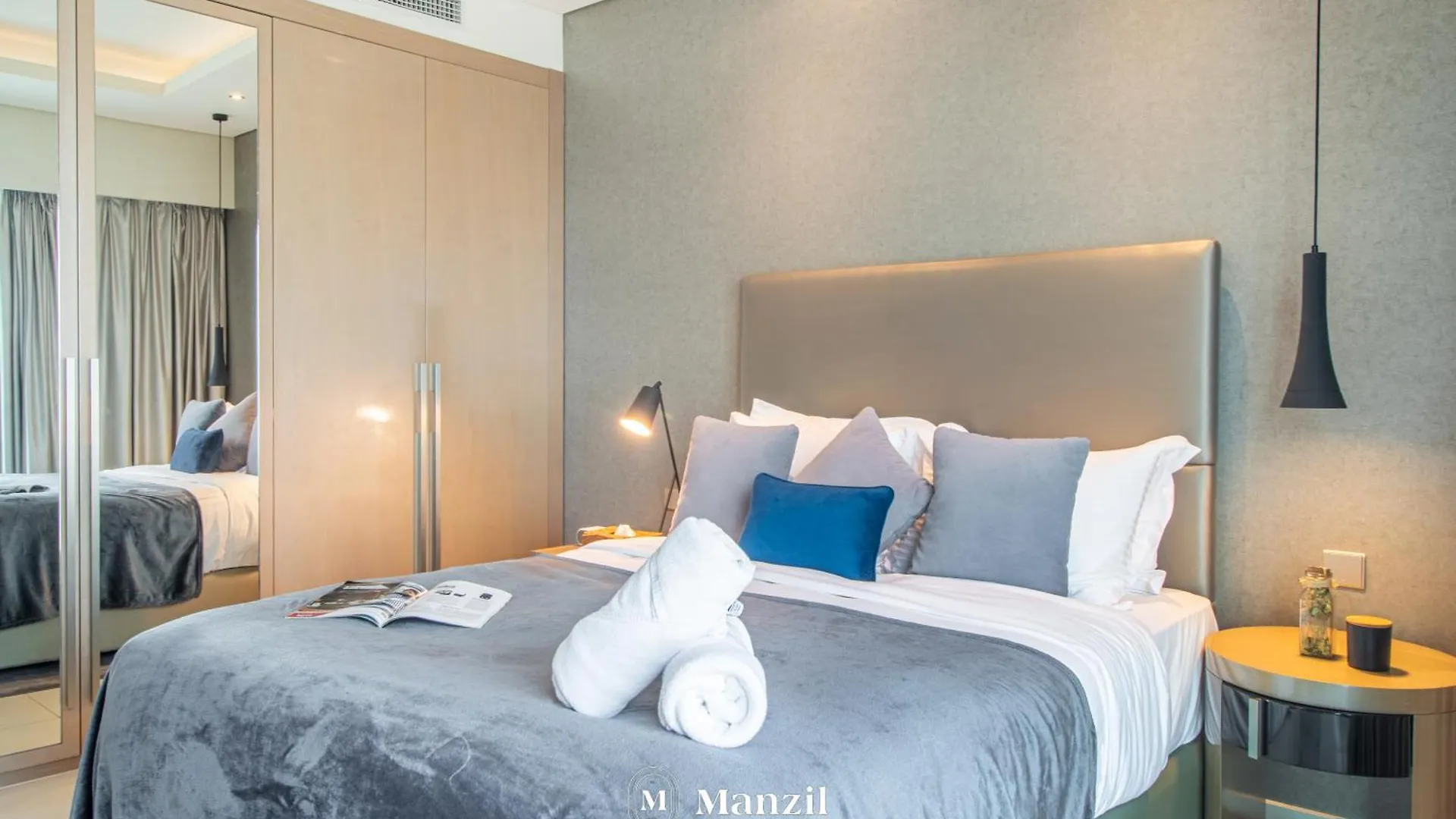 Manzil - 1Br Apartment In Paramount With Top-Floor Luxury Living Dubai
